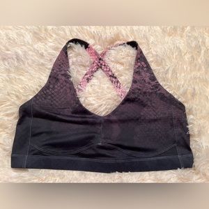Carbon38 Snake Ombré Sports Bra in Size Large